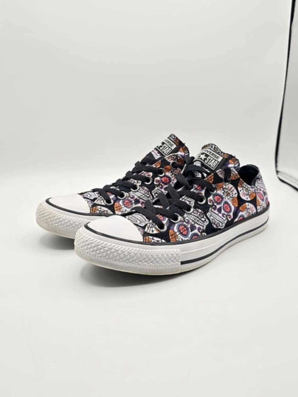 Converse Chuck Taylor All Star Skulls Sneakers Black & White US 8 Womens Walking - Picture 5 of 8